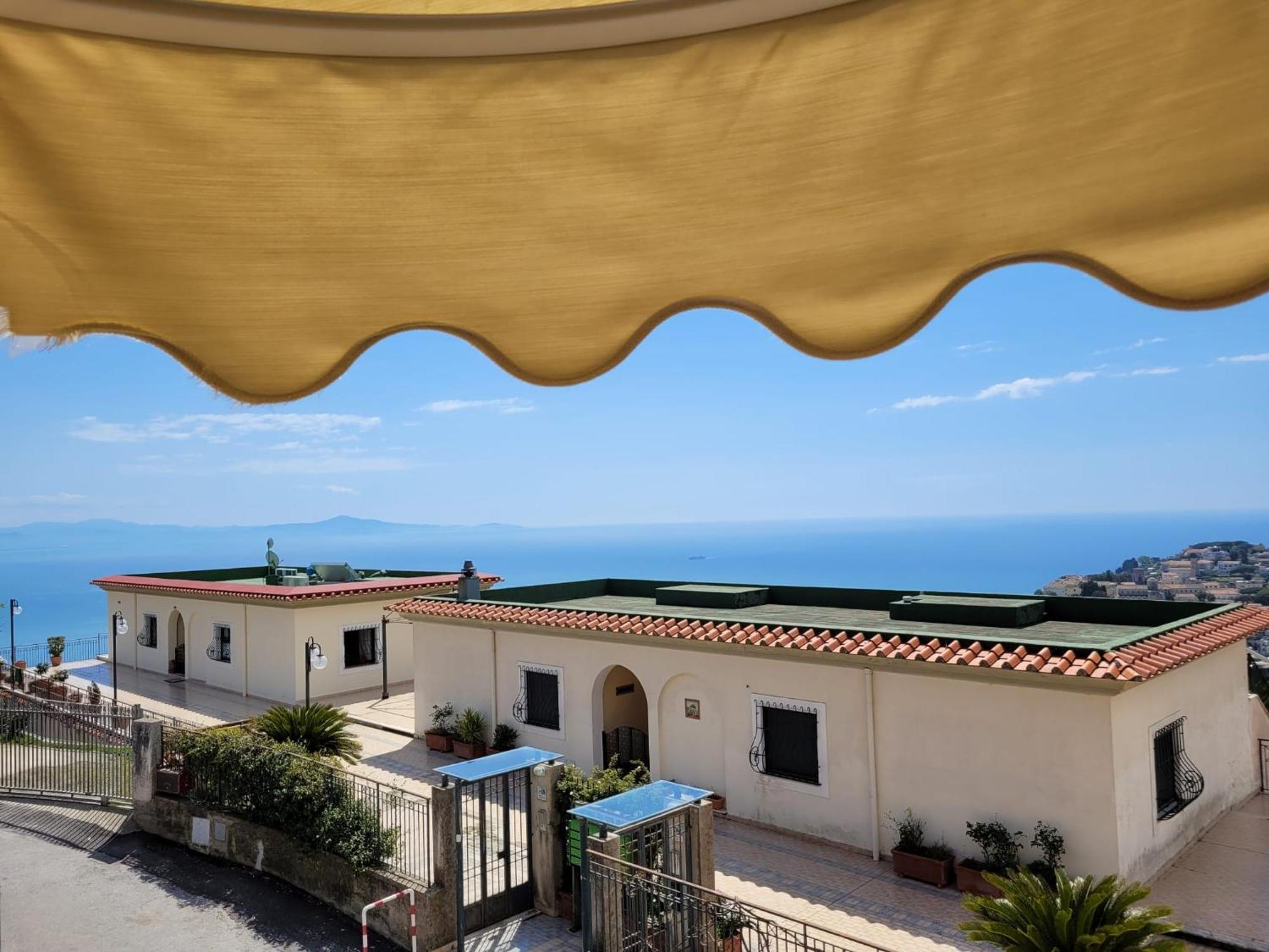 Holiday Luigi E Rachele Ravello Exterior photo